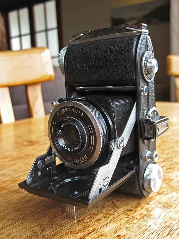 Belca Beltica folding 35mm camera