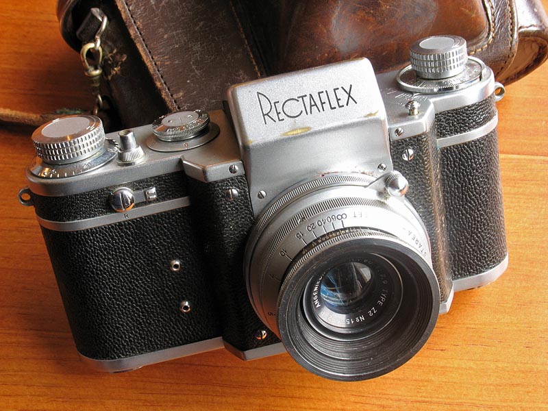 Rectaflex 35mm SLR camera