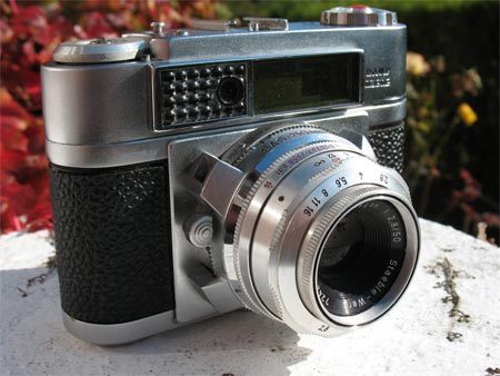 Braun Paxette Super IIL 35mm rangefinder 
camera