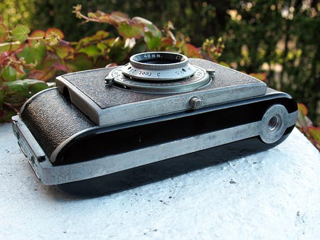 Kodak Flash Bantam camera