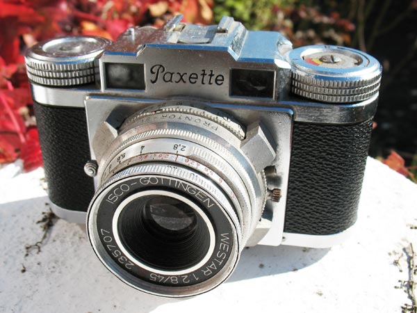 Braun Paxette II 35mm rangefinder camera
