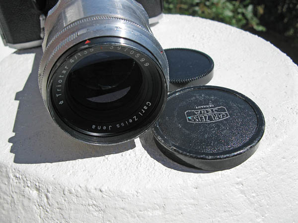 Carl Zeiss Jena Triotar 135mm f/4 M42 mount lens for sale